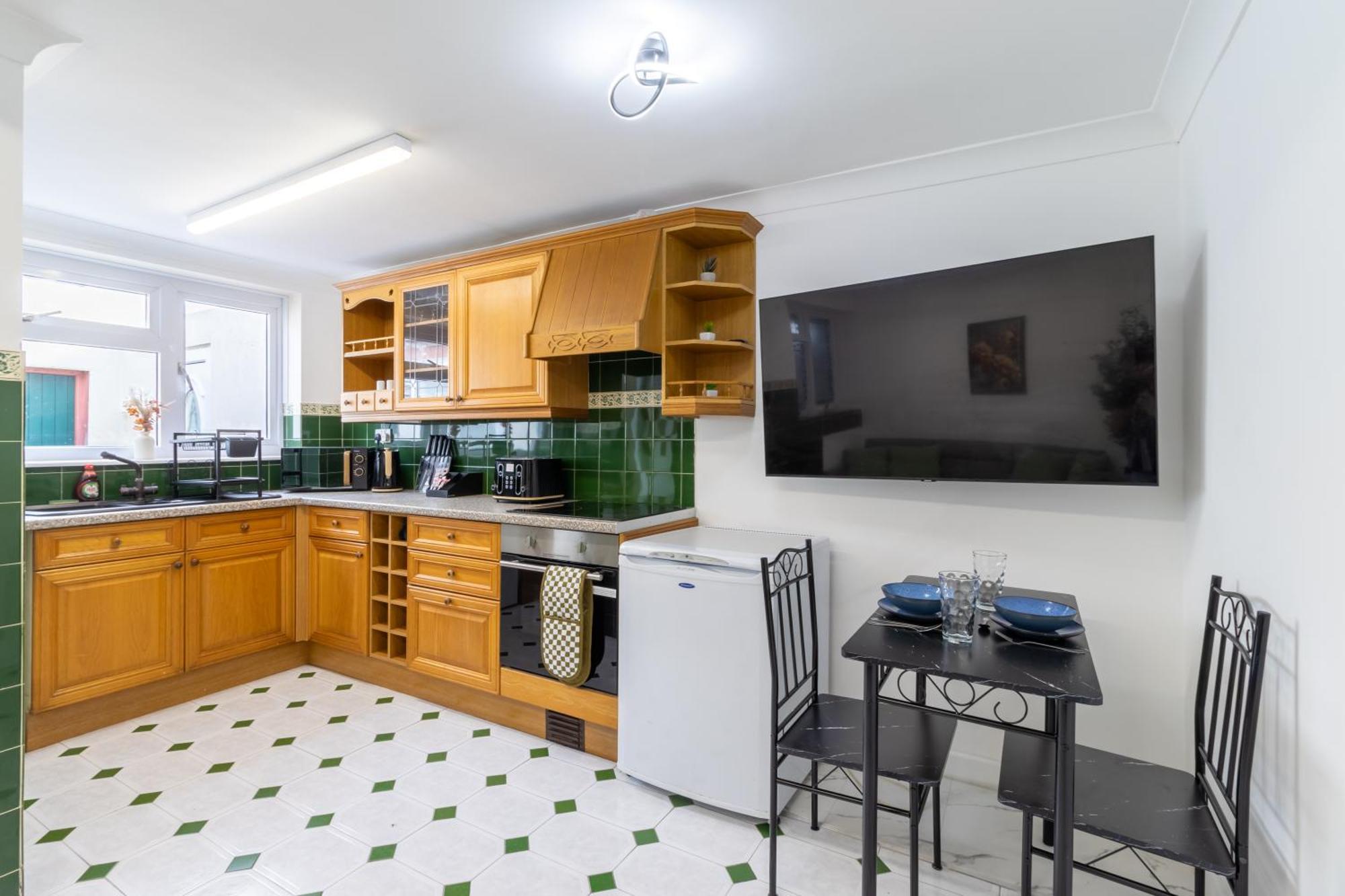 Open Mind - 2 Beds & Free Parking *
